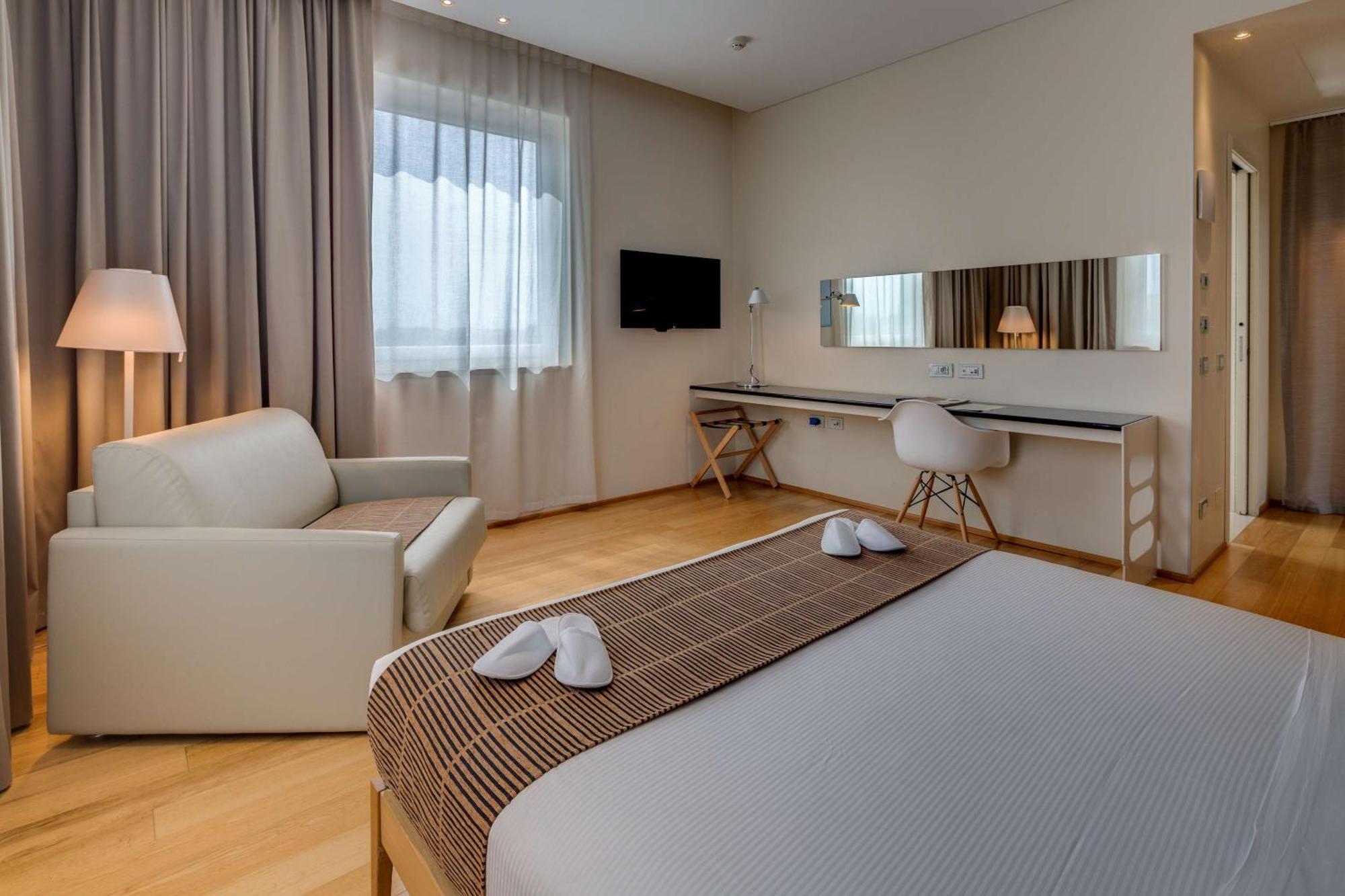 Superior Queen Room